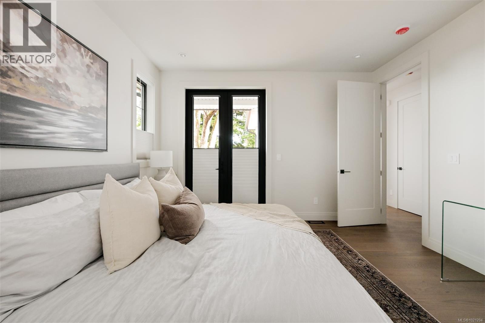 4 5032 Wesley Road, Saanich