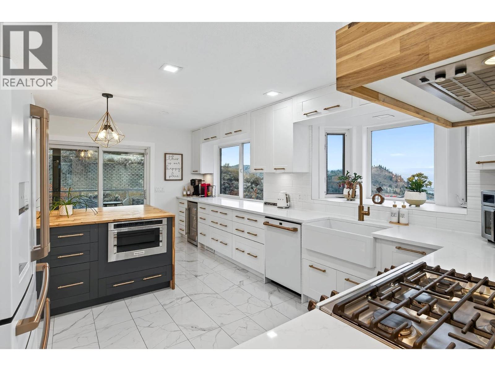 1095 Laurel Place, Kamloops