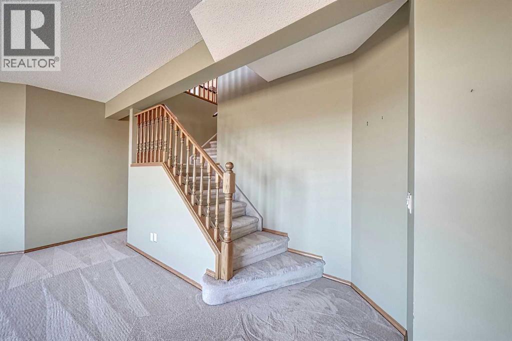 54 Eagleview Way, Cochrane