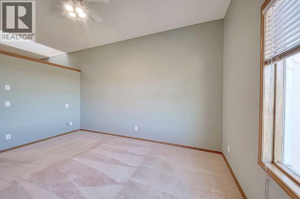 54 Eagleview Way, Cochrane