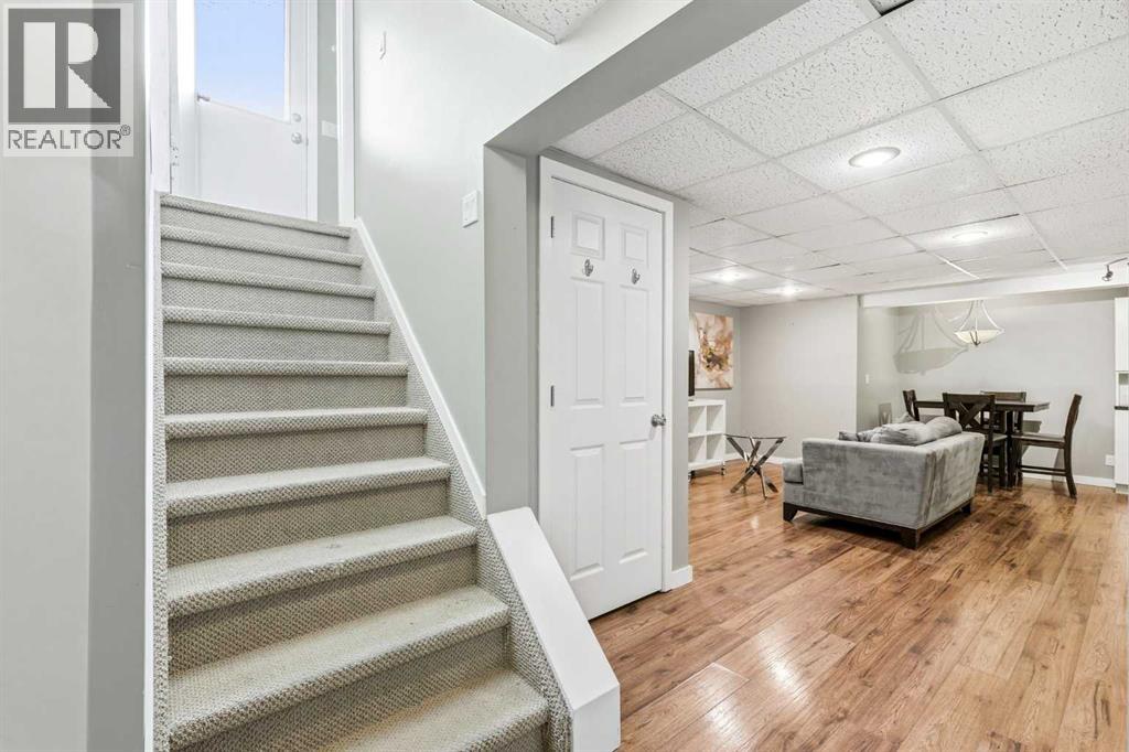 Single Family House Bi-level for Sale in  Woodfern Road SW Woodbine Calgary 