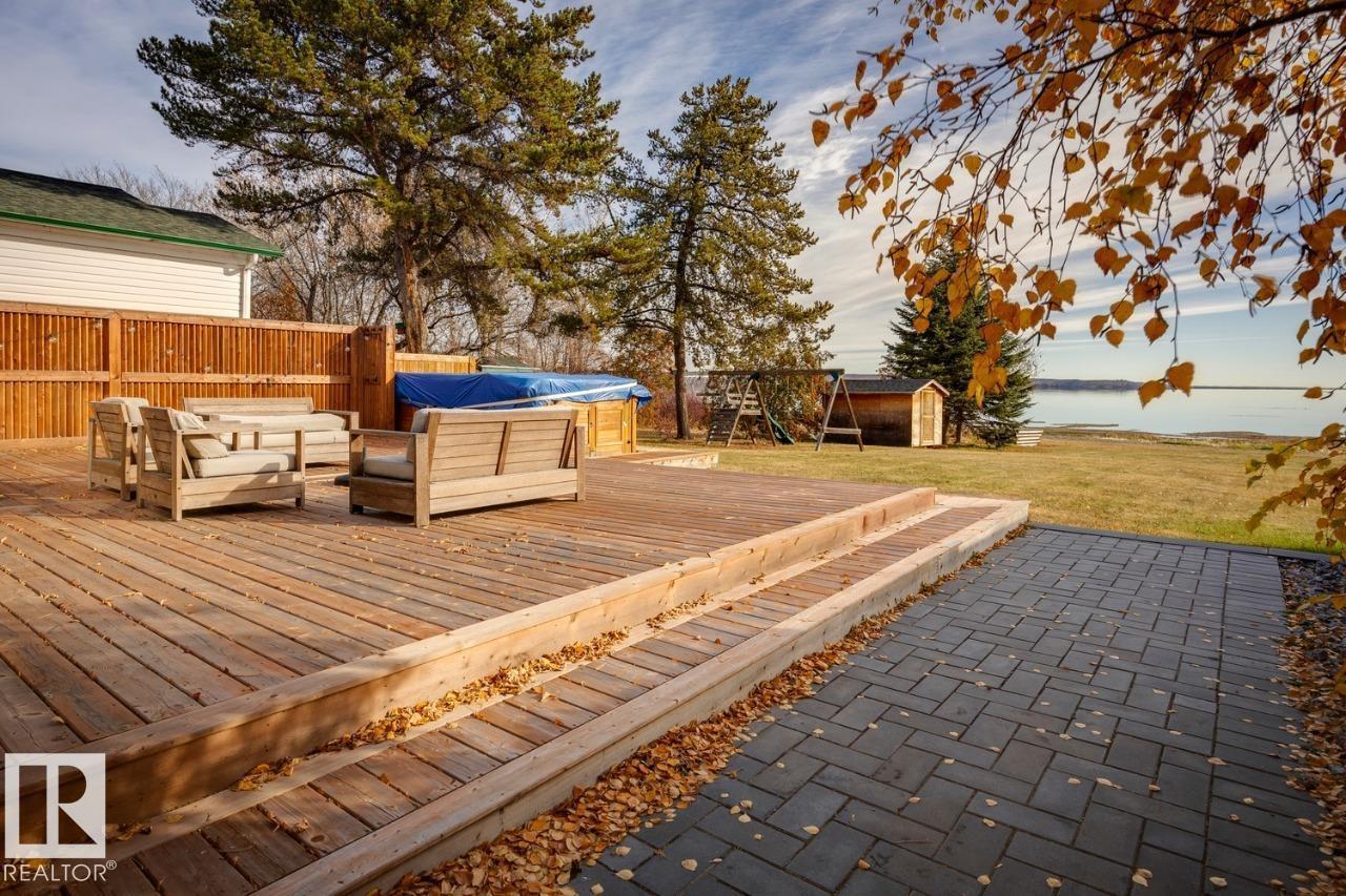 129 1 AV, Rural Parkland County