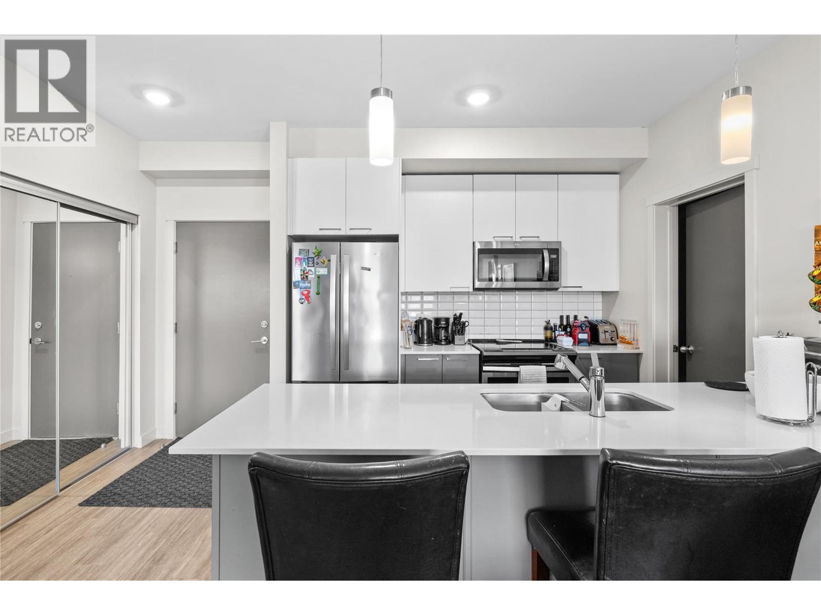 303 2250 Majoros Road, West Kelowna