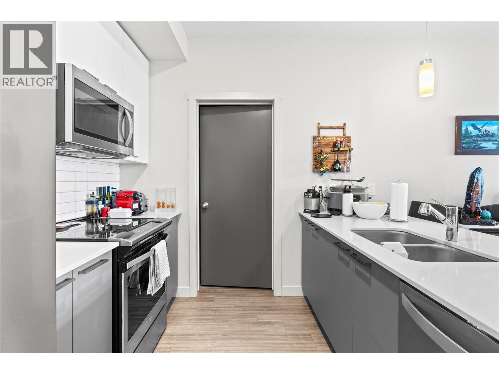 303 2250 Majoros Road, West Kelowna