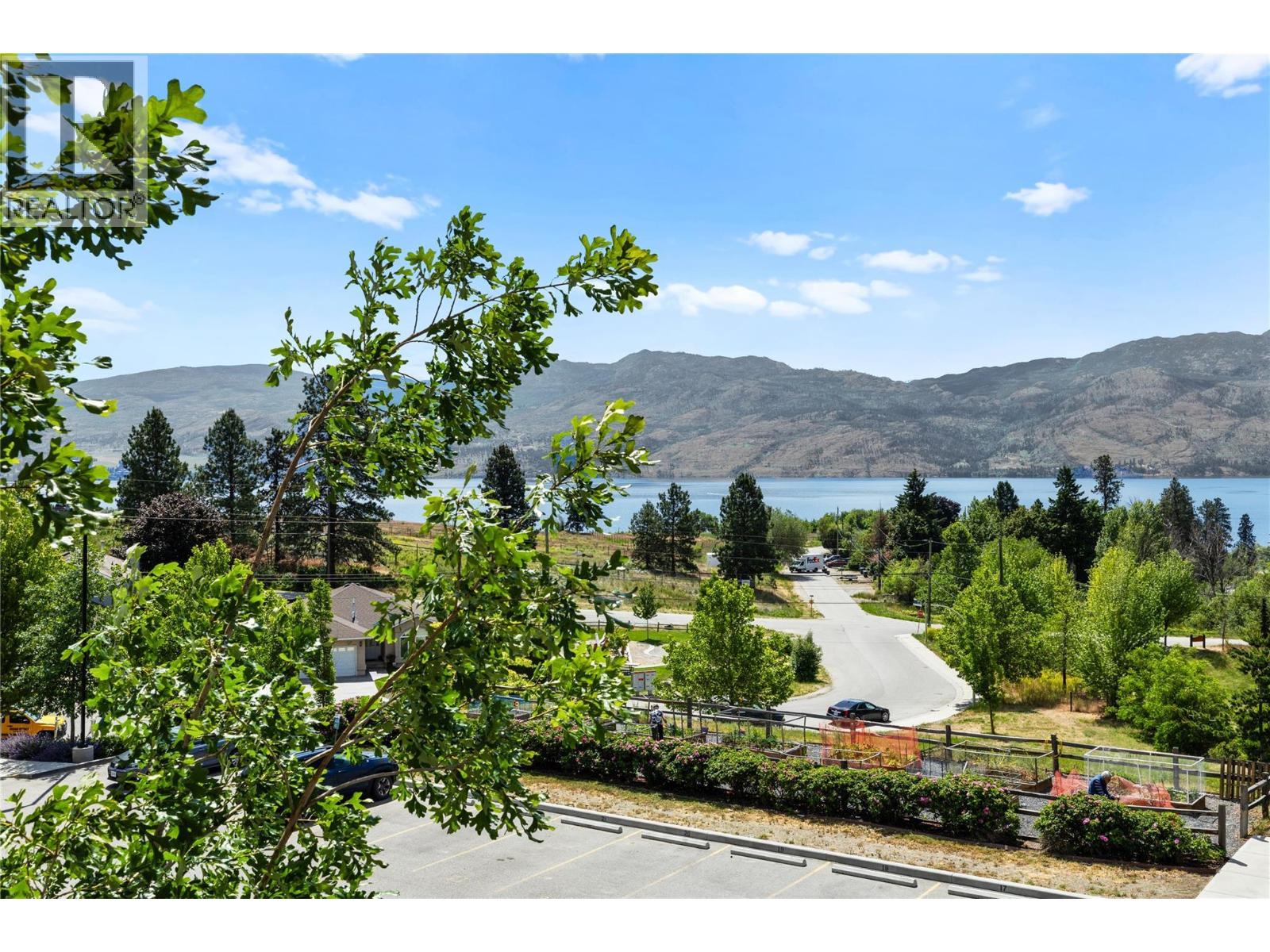 303 2250 Majoros Road, West Kelowna