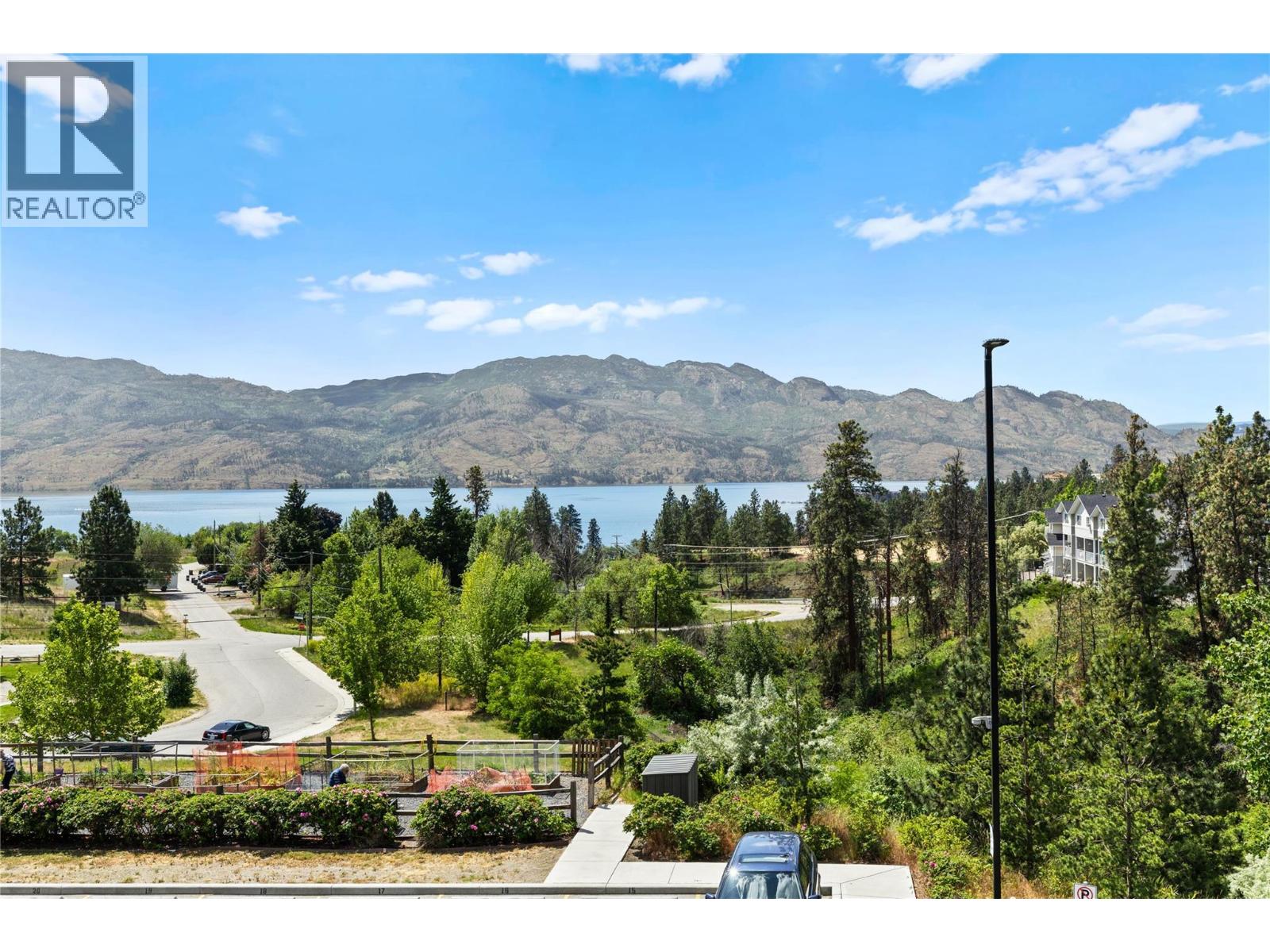 303 2250 Majoros Road, West Kelowna