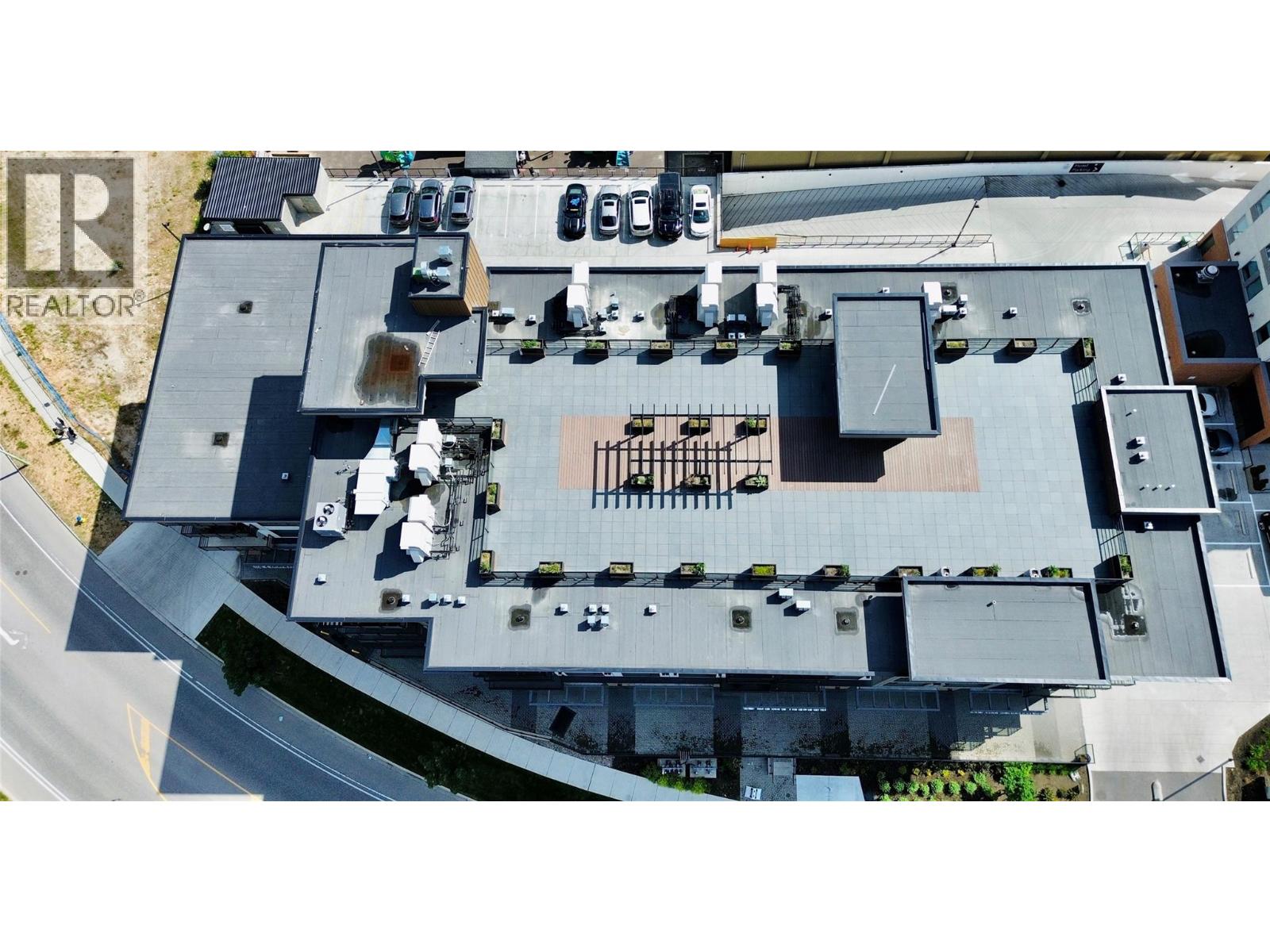 305 1925 Enterprise Way, Kelowna