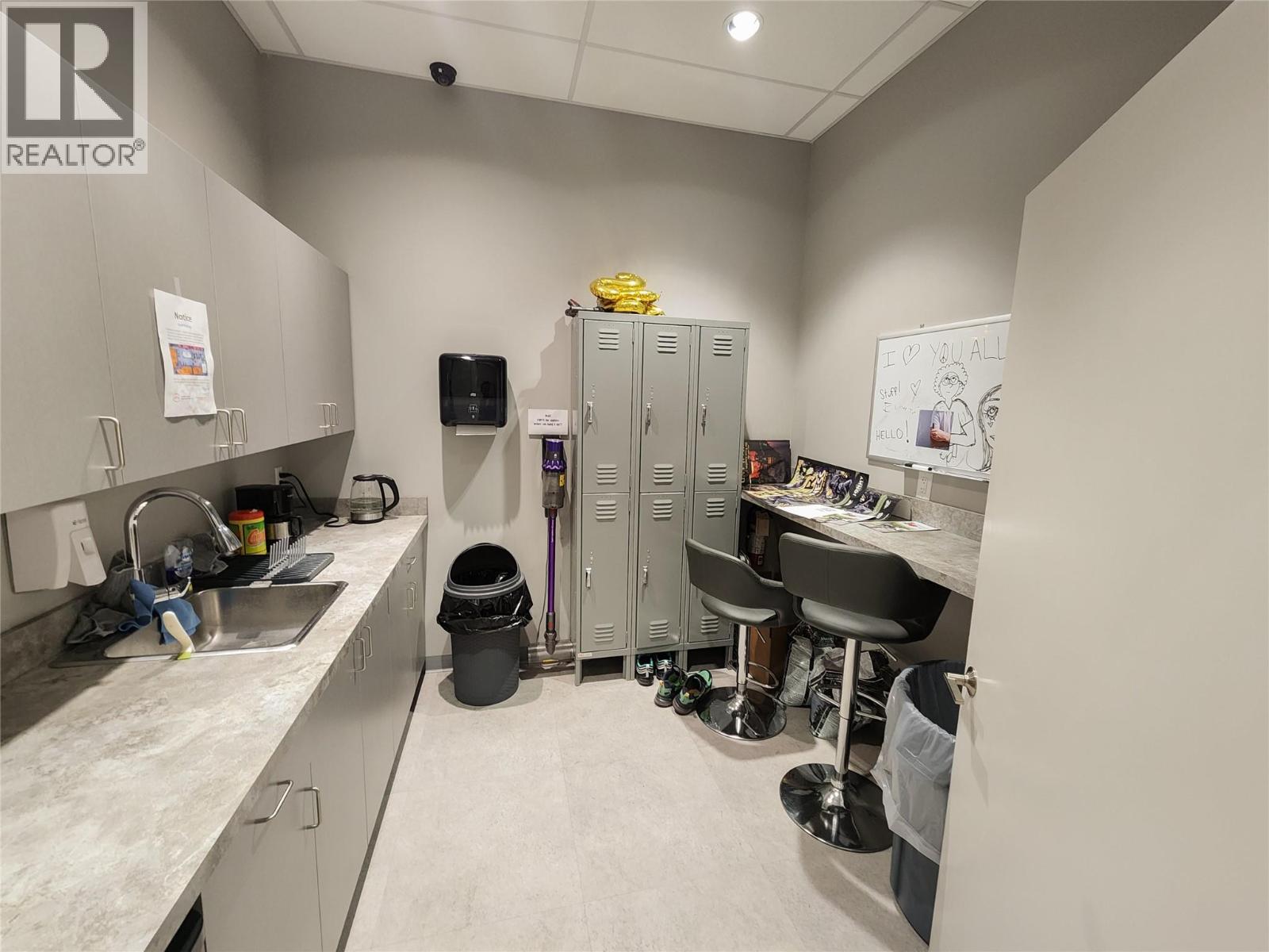  1928 Summit Drive, Kelowna