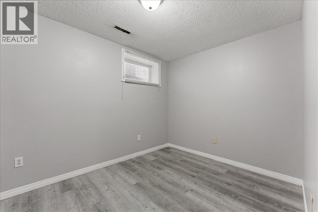 Single Family House 4 Level for Sale in  Martinvalley Place NE Martindale Calgary 