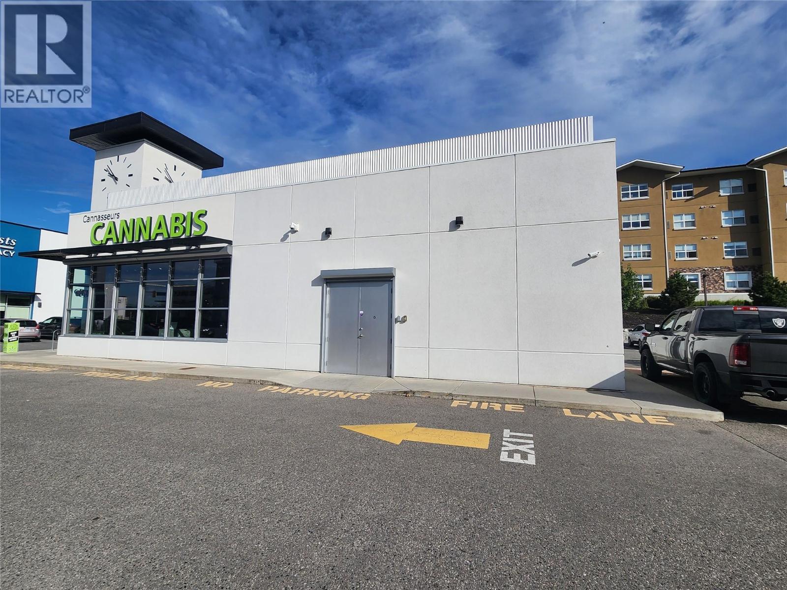  1928 Summit Drive, Kelowna