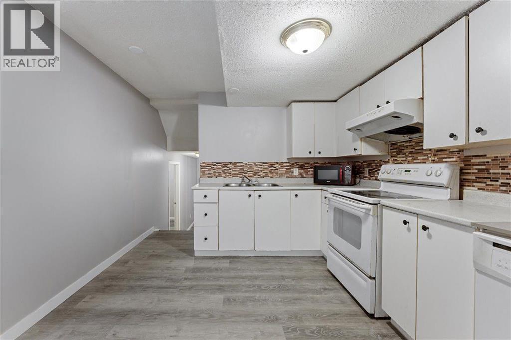 Single Family House 4 Level for Sale in  Martinvalley Place NE Martindale Calgary 