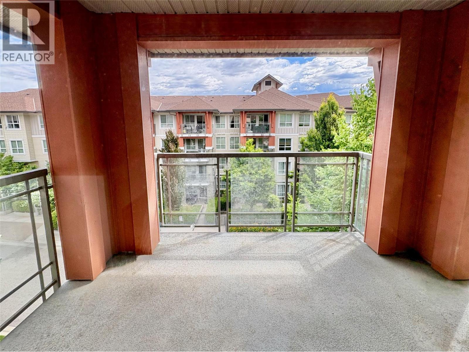 441 1099 Sunset Drive, Kelowna