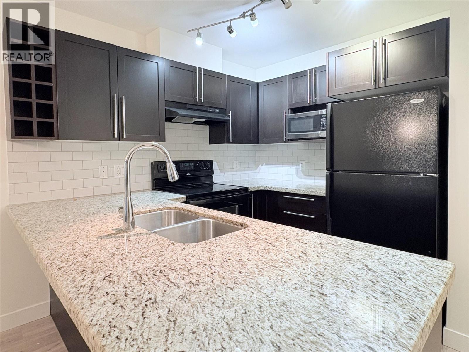 441 1099 Sunset Drive, Kelowna