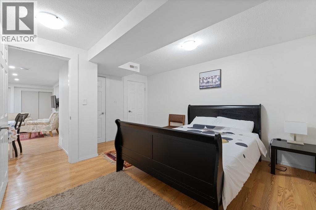 1436 GRAND BOULEVARD, North Vancouver