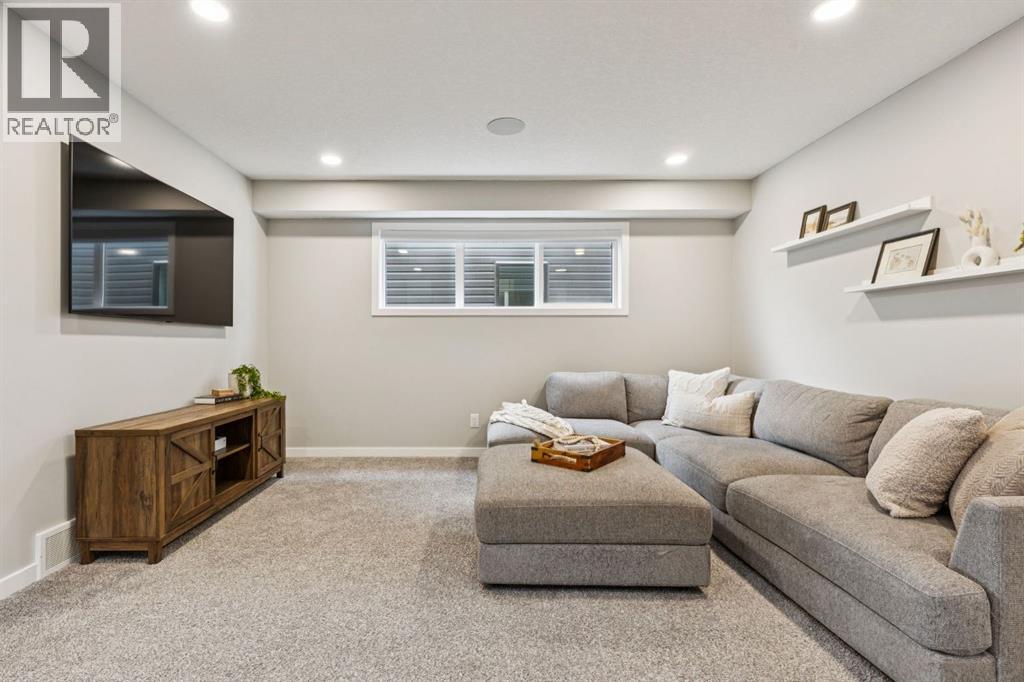 103 Saddlebred Link, Cochrane