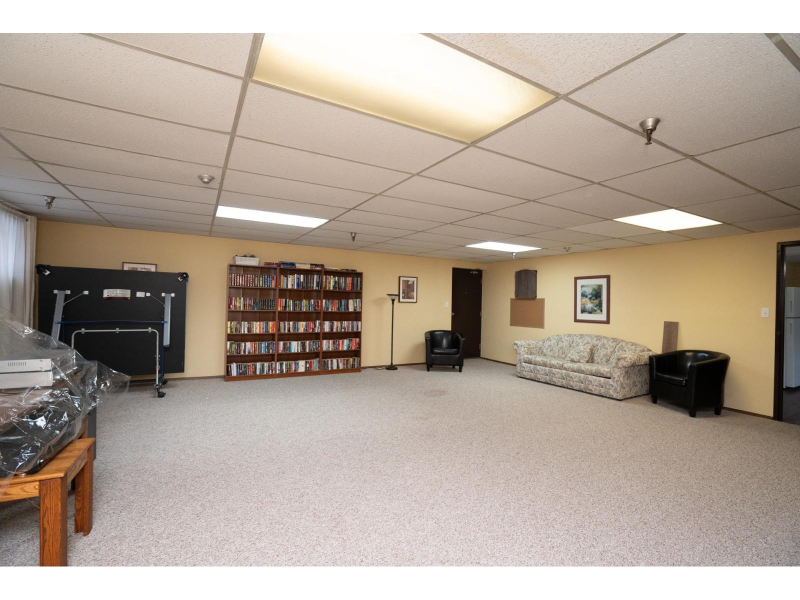 203 33369 OLD YALE ROAD, Abbotsford