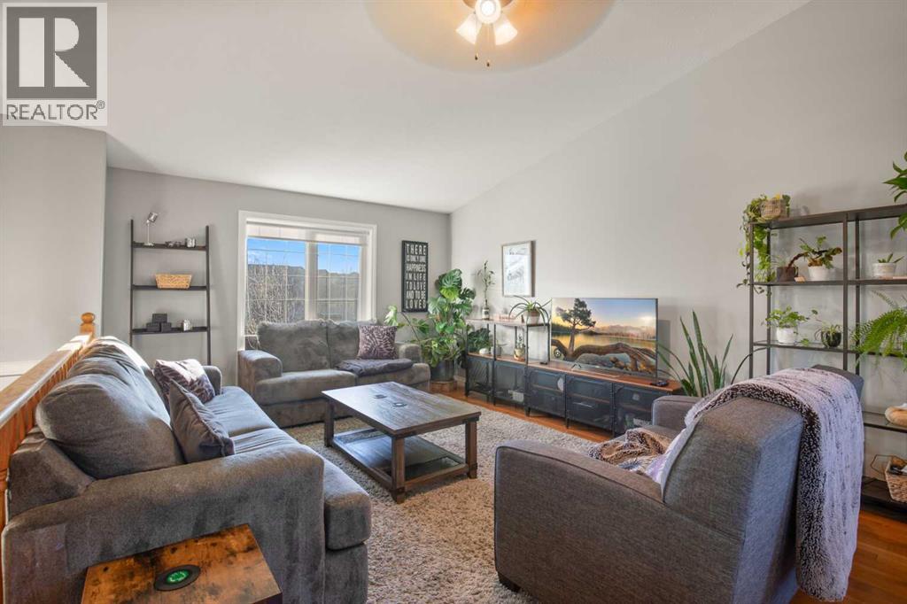 2 Holbrook Place, Sylvan Lake