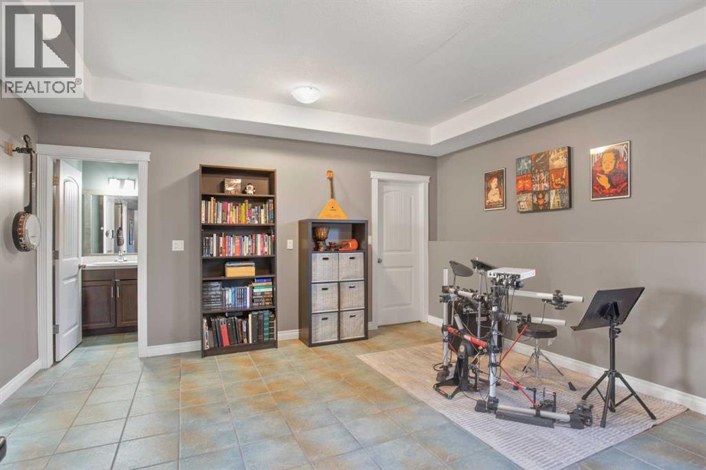 2 Holbrook Place, Sylvan Lake