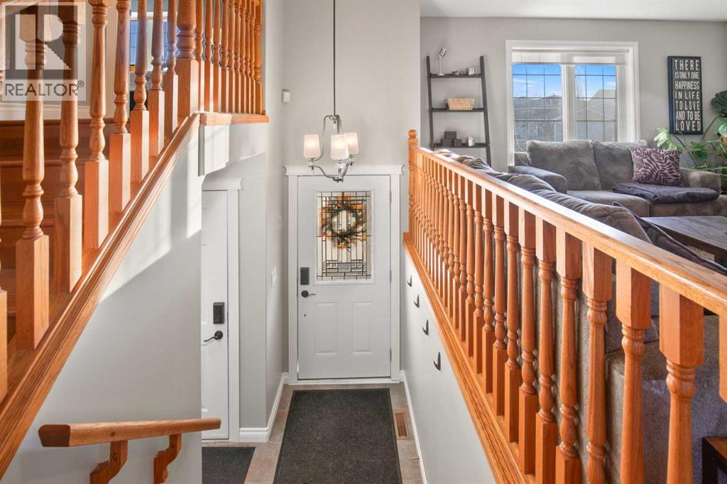 2 Holbrook Place, Sylvan Lake