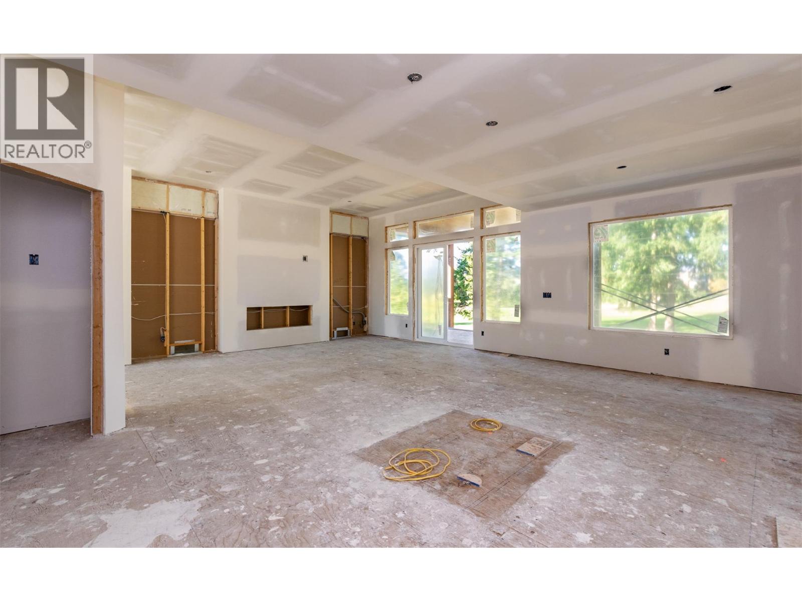  2520 Golf View Crescent, Blind Bay