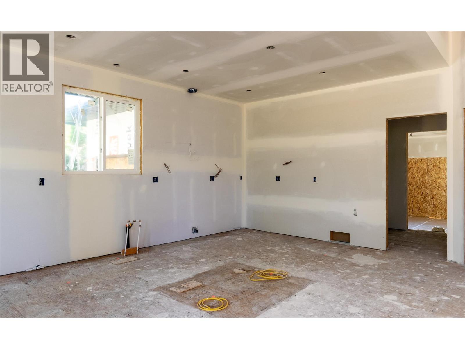  2520 Golf View Crescent, Blind Bay