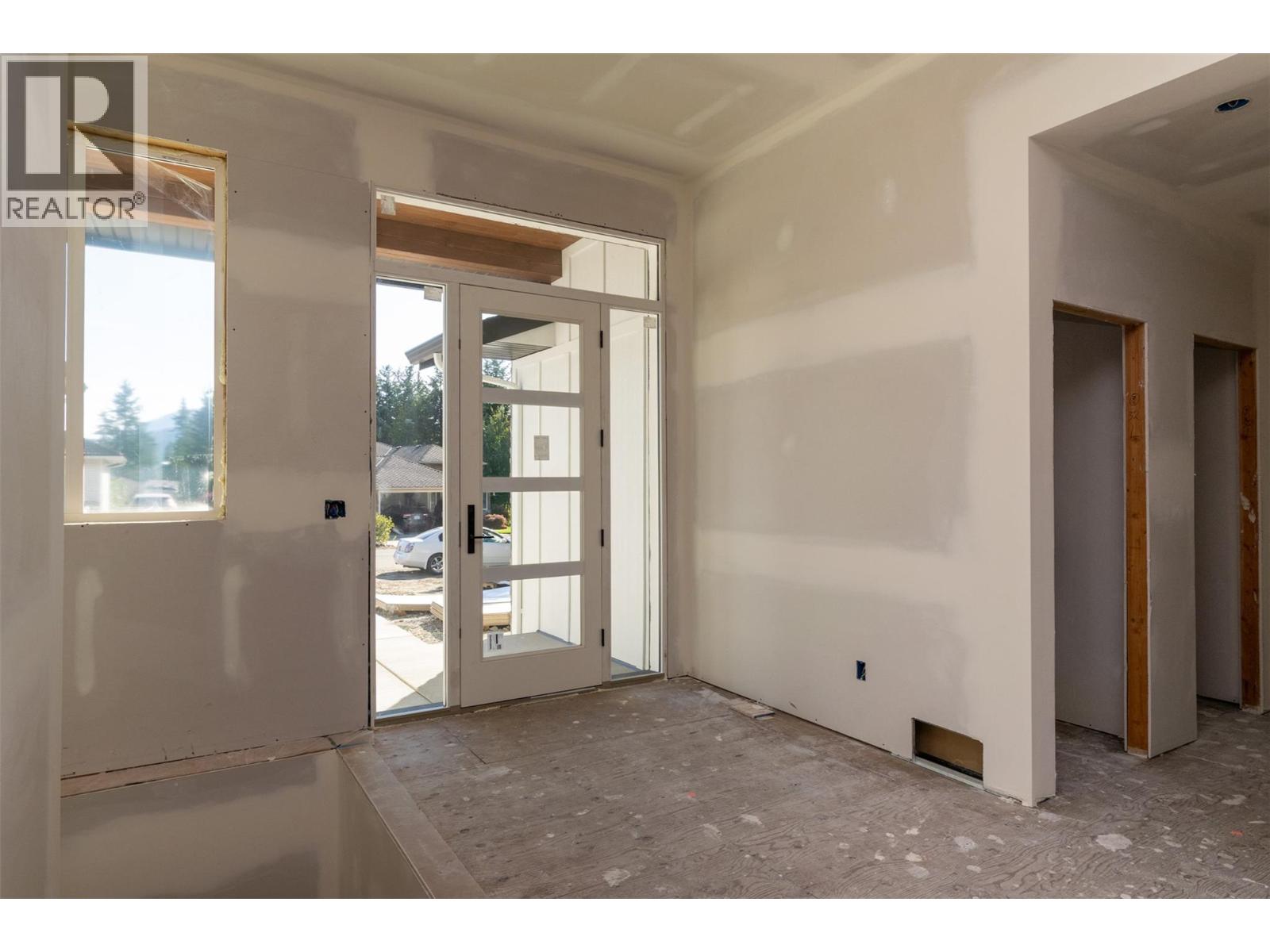  2520 Golf View Crescent, Blind Bay