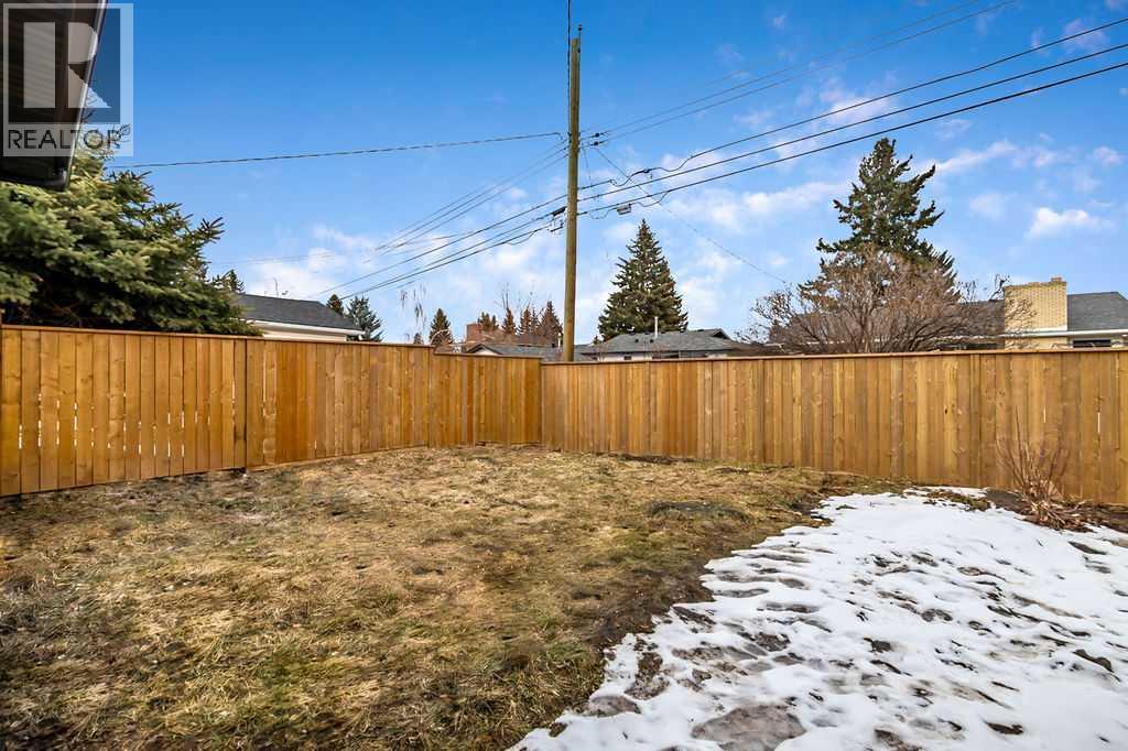 Single Family House Bungalow for Sale in  Lake Twintree Road SE Lake Bonavista Calgary 