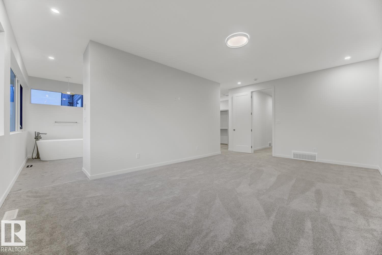 #7 6090 CRAWFORD DR SW, Edmonton