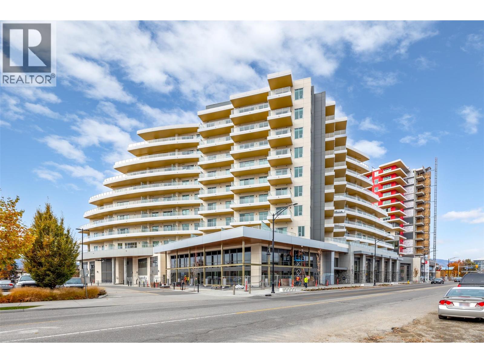#606-3340 Lakeshore Road, Kelowna