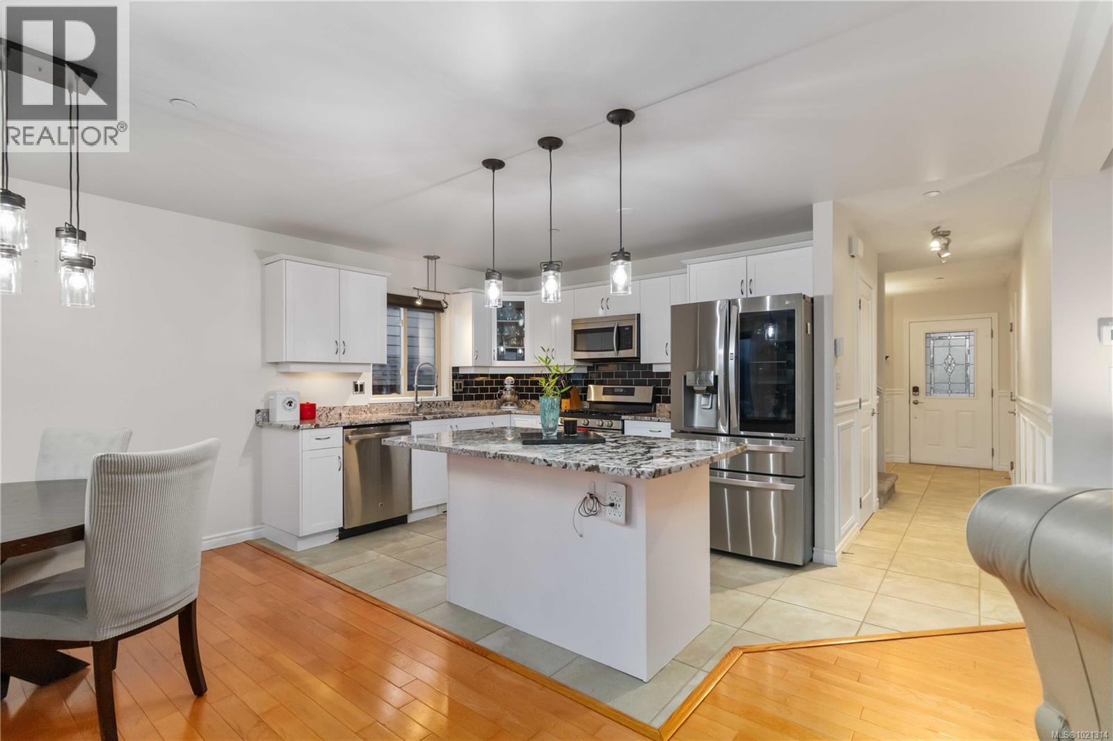  2532 Legacy Ridge, Langford