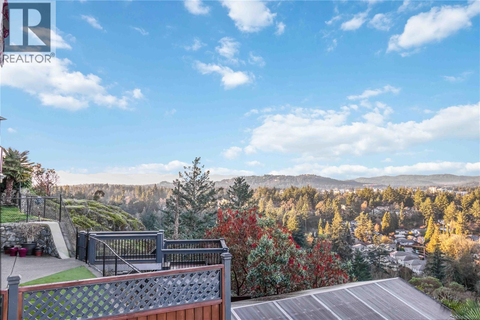  2532 Legacy Ridge, Langford