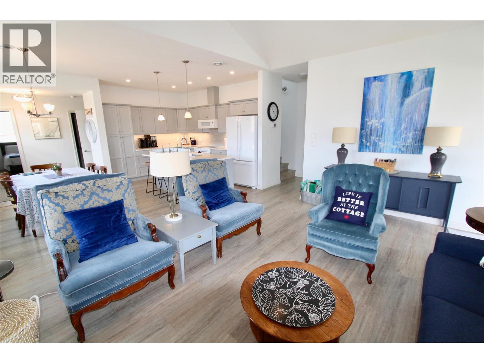 2450 Radio Tower Road Unit# 4, Oliver