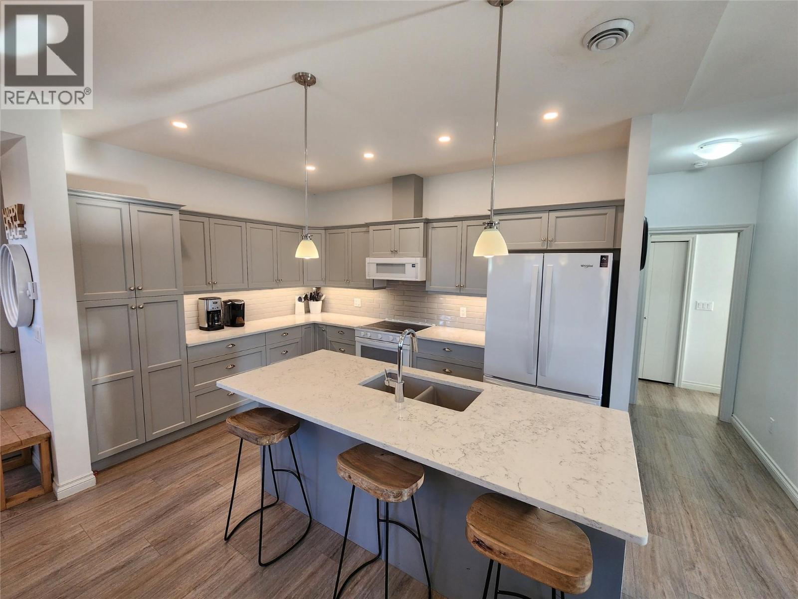 2450 Radio Tower Road Unit# 4, Oliver