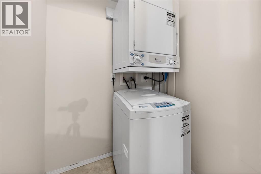 Single Family House for Sale in    Avenue SW Downtown West End Calgary 