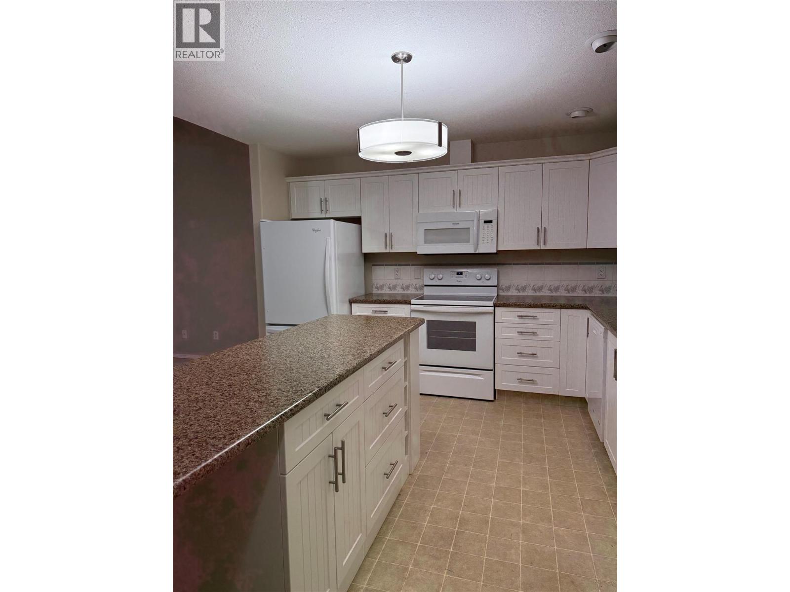 501 Kildonan Avenue Unit# 11, Enderby