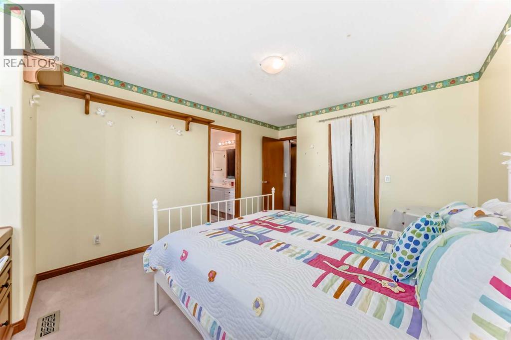 Single Family House for Sale in  Evergreen Rise SW Evergreen Calgary 