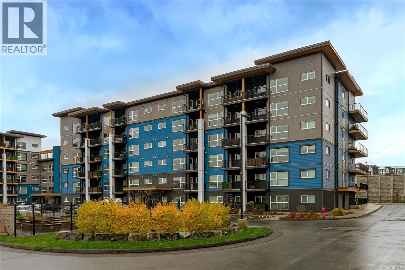 204 2465 Gateway Road, Langford