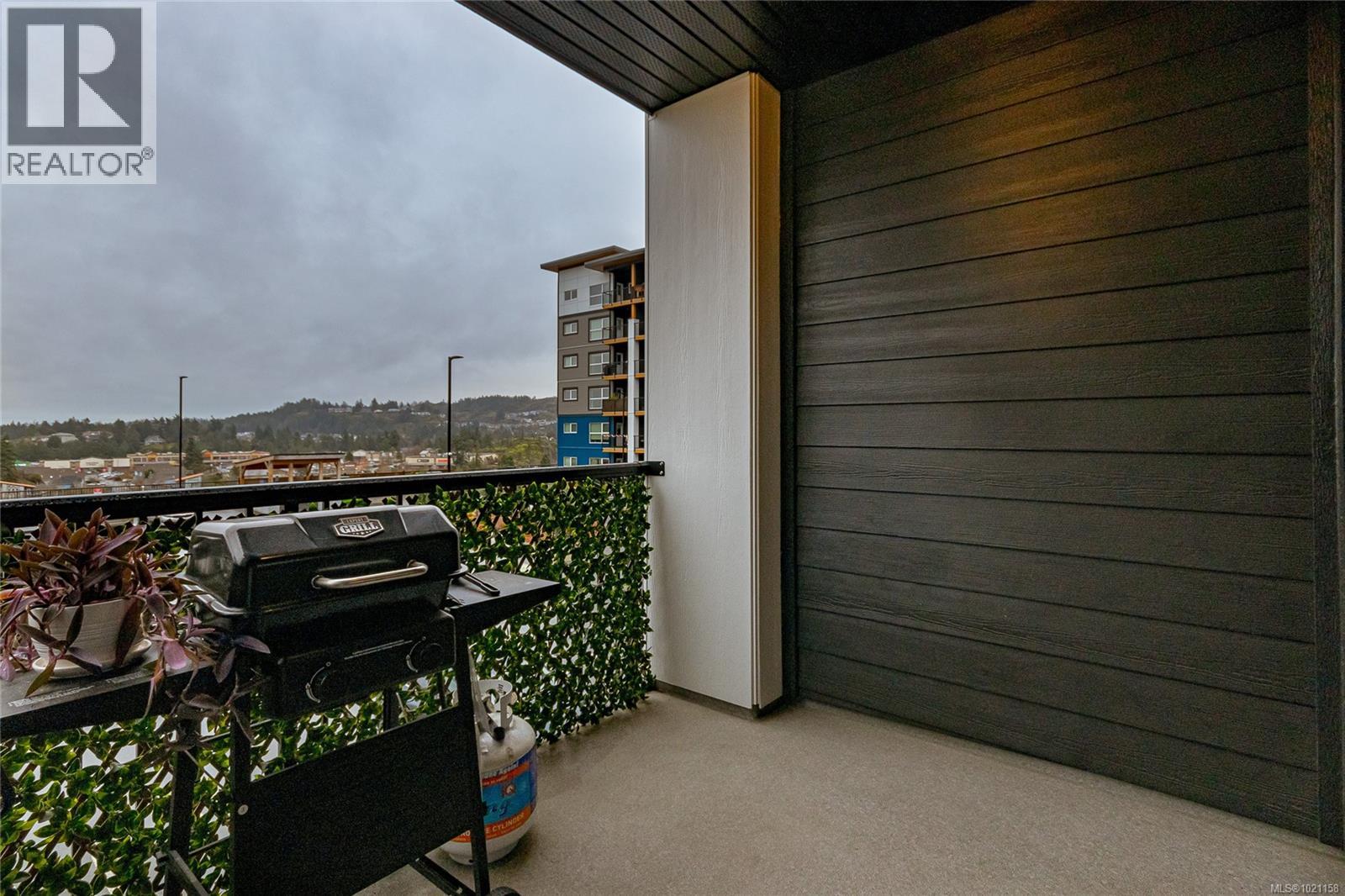 204 2465 Gateway Road, Langford