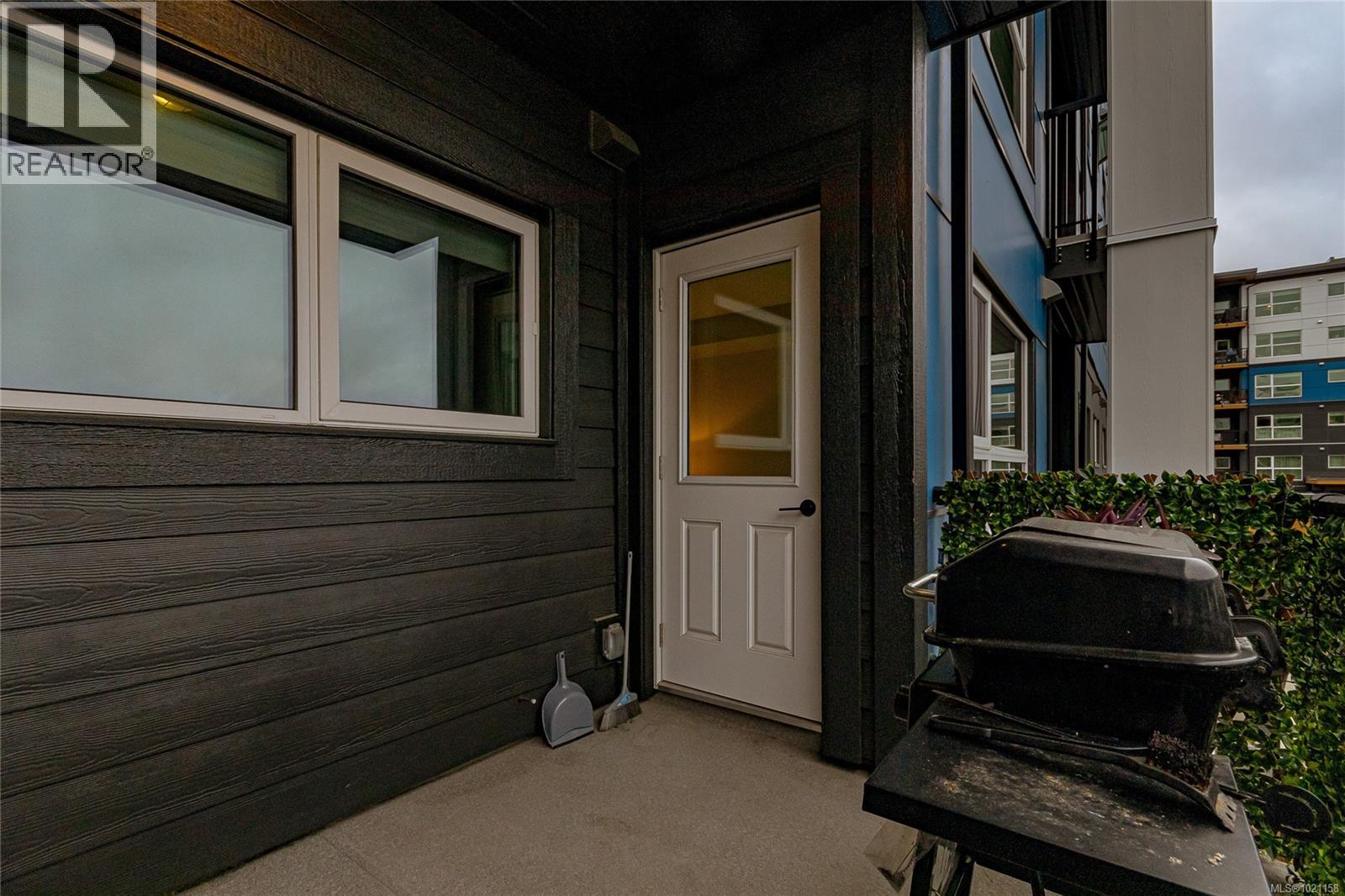 204 2465 Gateway Road, Langford