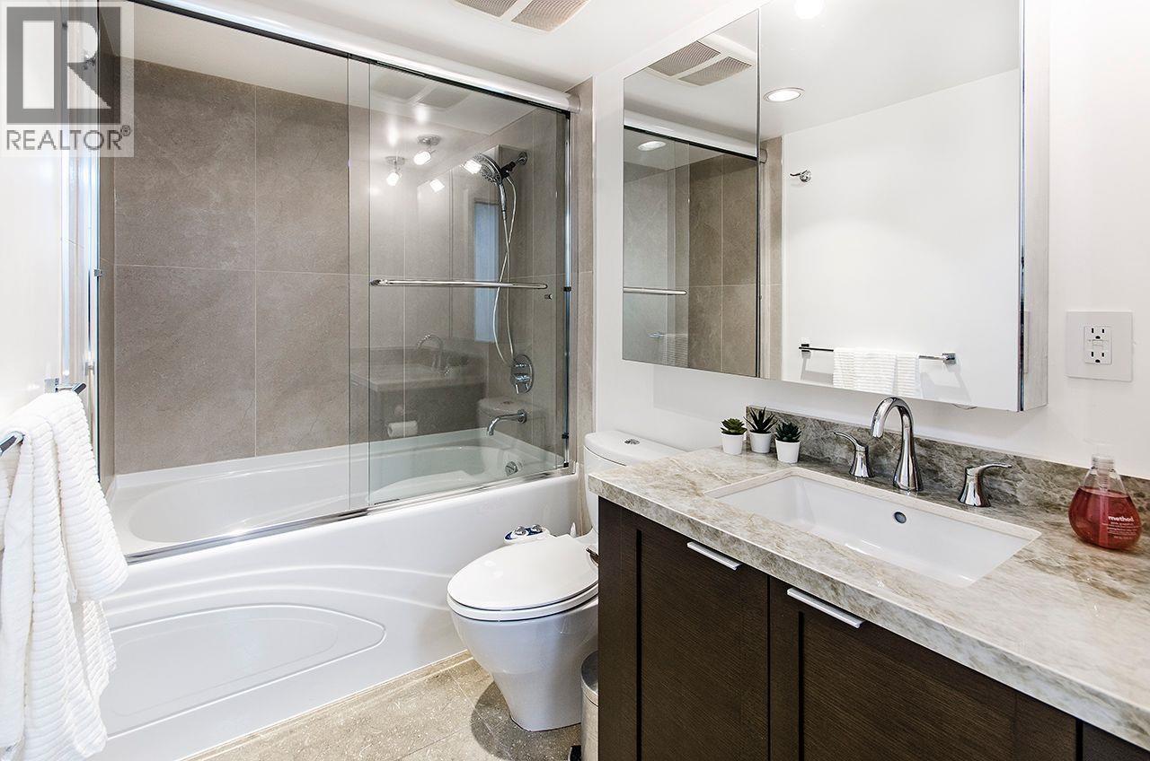 918 COOPERAGE WAY STREET, Vancouver