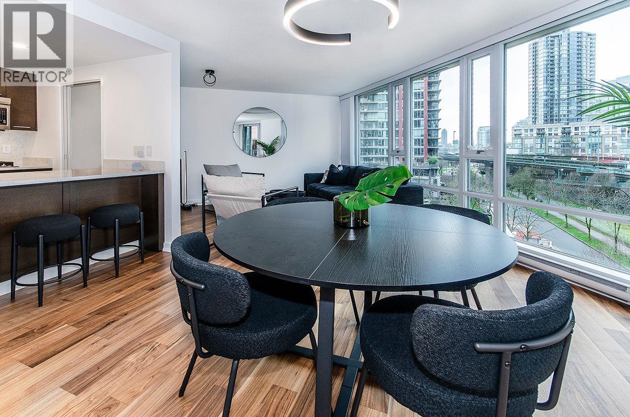 918 COOPERAGE WAY STREET, Vancouver