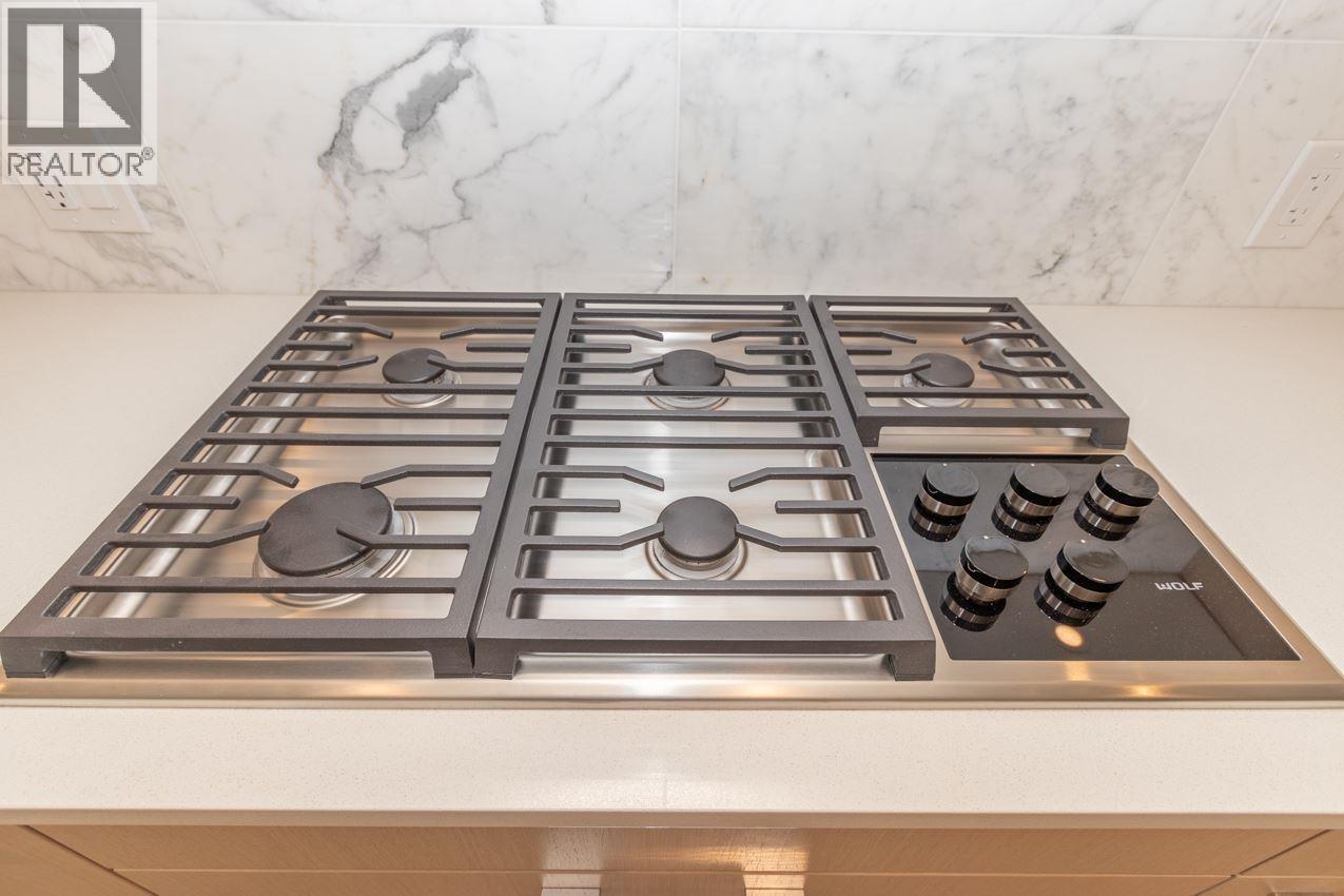 18 3483 ROSS DRIVE, Vancouver