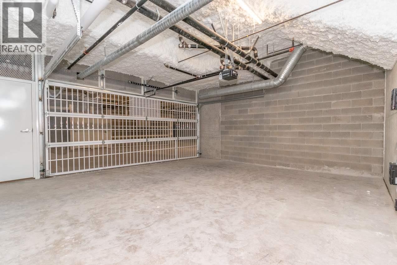 18 3483 ROSS DRIVE, Vancouver