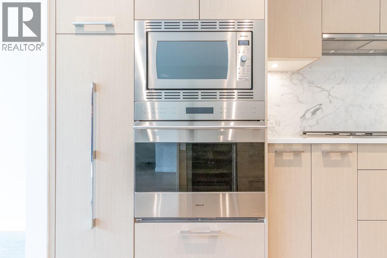 18 3483 ROSS DRIVE, Vancouver