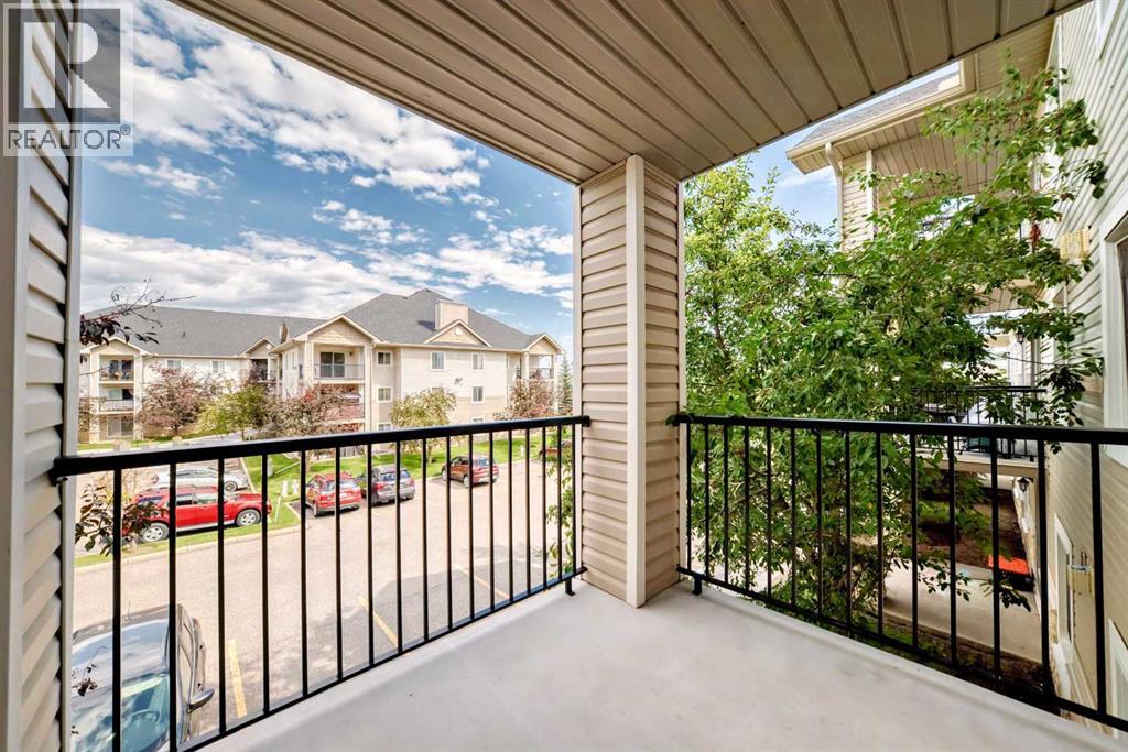 Single Family House for Sale in   Eversyde Avenue SW Evergreen Calgary 