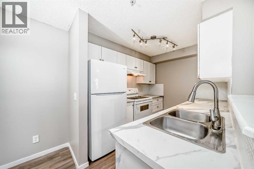 Single Family House for Sale in   Eversyde Avenue SW Evergreen Calgary 