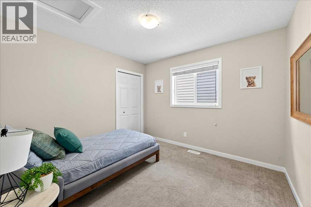 Single Family House for Sale in  Kinlea Link NW Kincora Calgary 