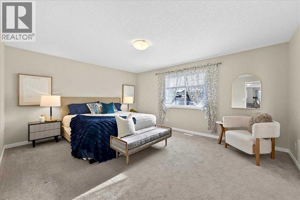 Single Family House for Sale in  Kinlea Link NW Kincora Calgary 