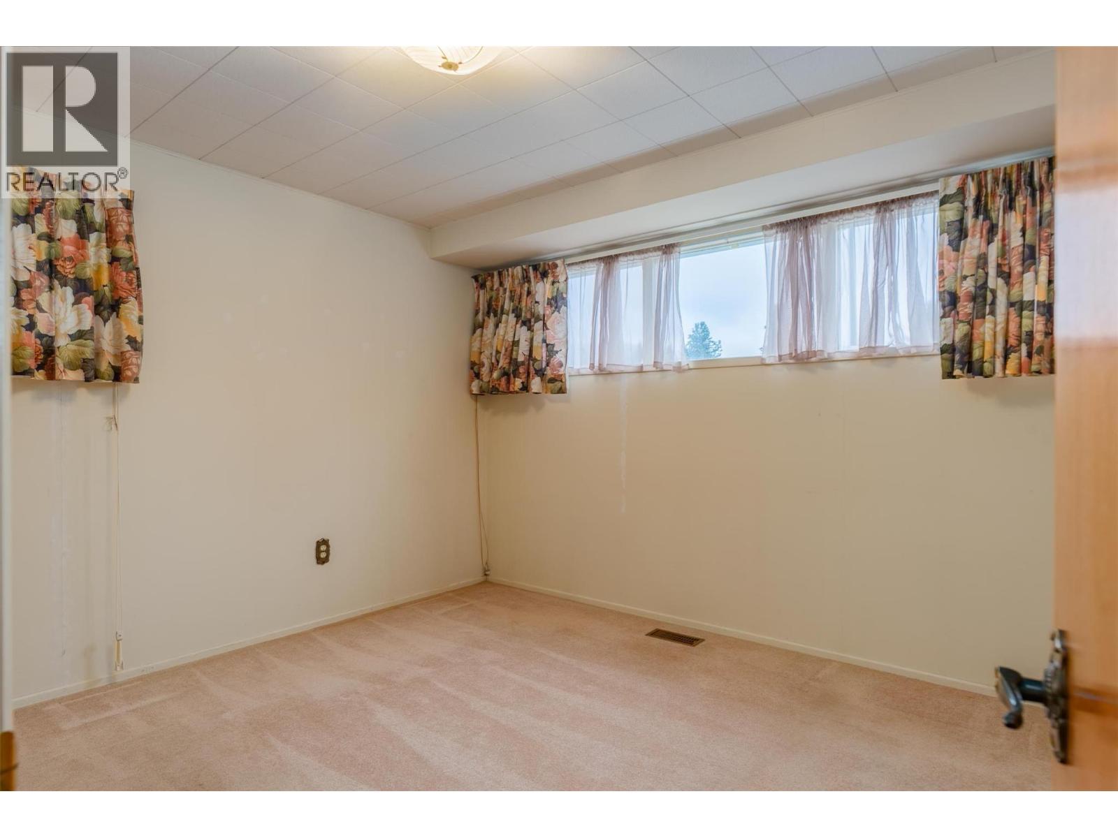 39 Hillside Drive, Trail