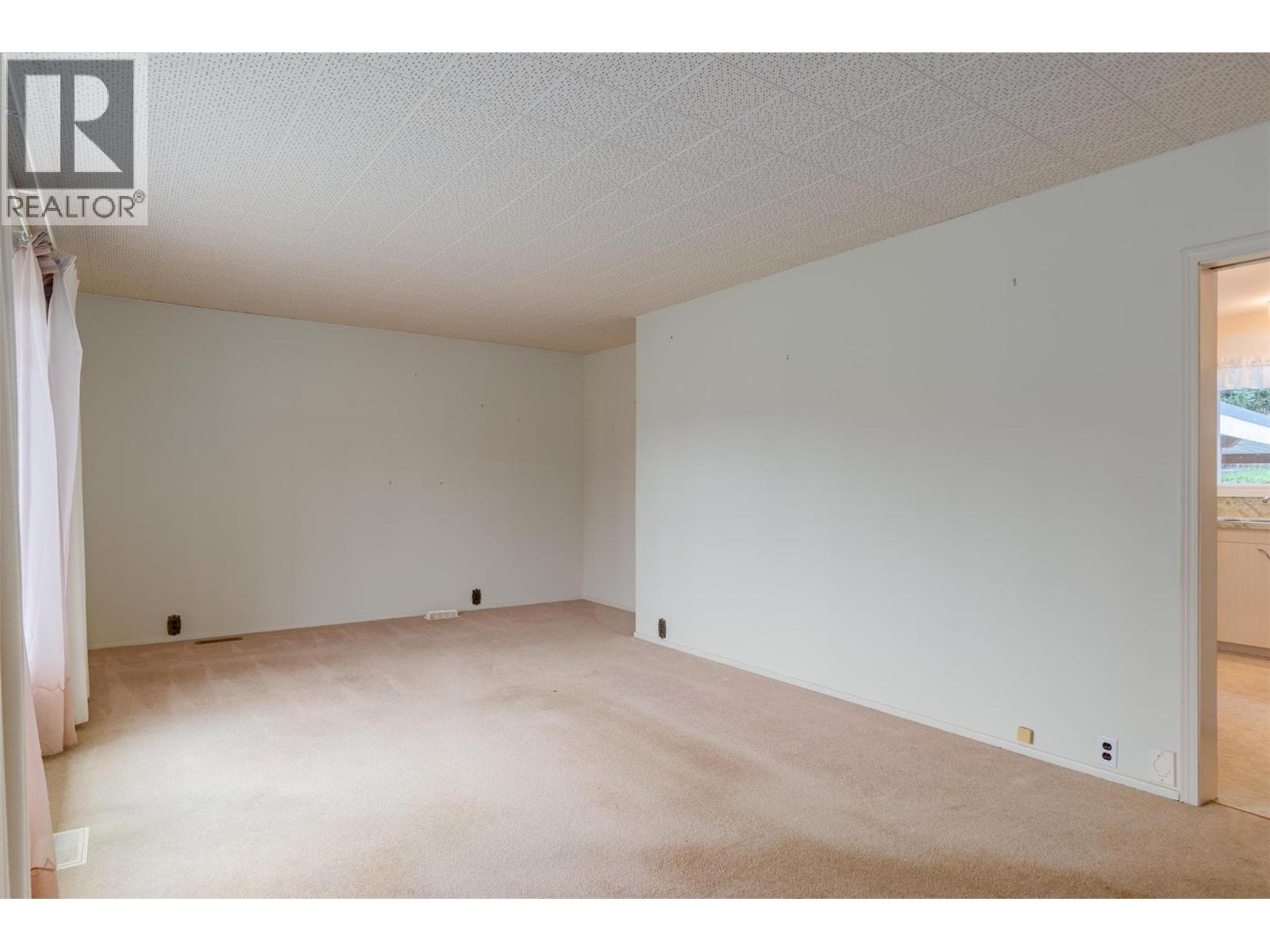 39 Hillside Drive, Trail